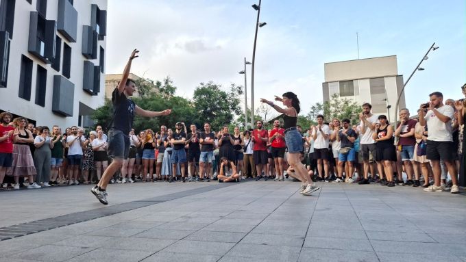 Bulla'n Barna will once again bring together hundreds of Ball de bot dancers in the center of Barcelona. Photo courtesy Bulla'n Barna will once again bring together hundreds of Ball de bot dancers in the center of Barcelona. Photo courtesy